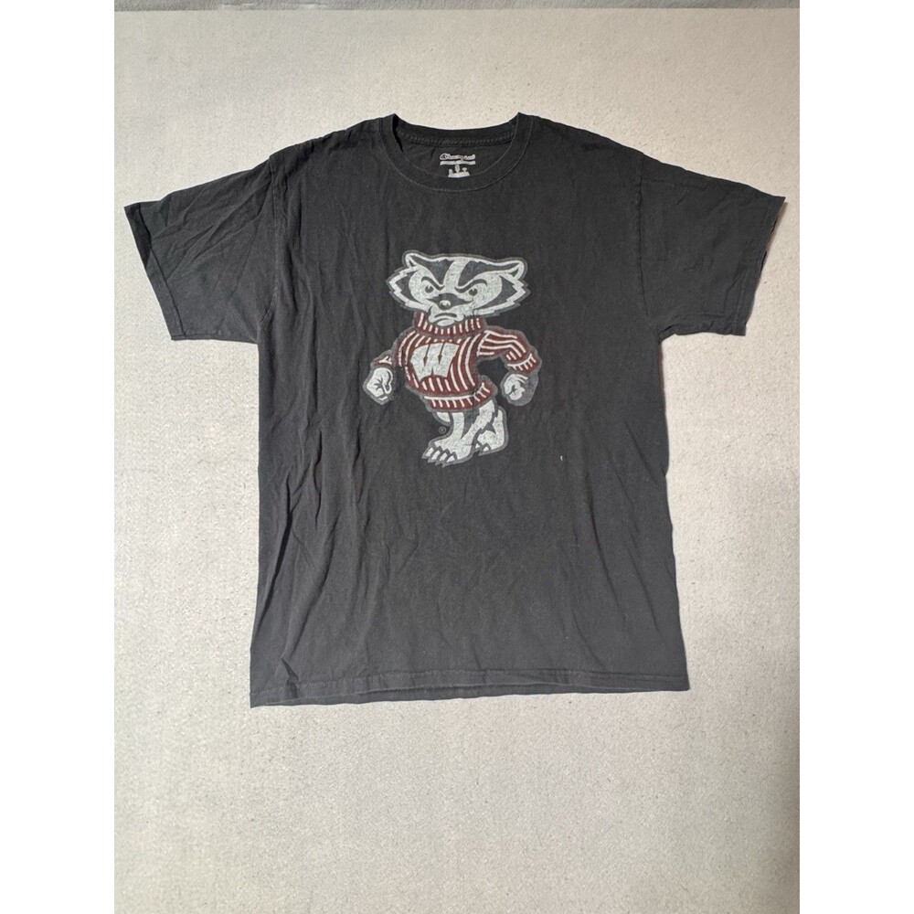Champion Wisconsin Badgers Bucky Badger Graphic Gray Crew Tee Men's M